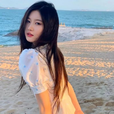 蒙梭罗夫人海报